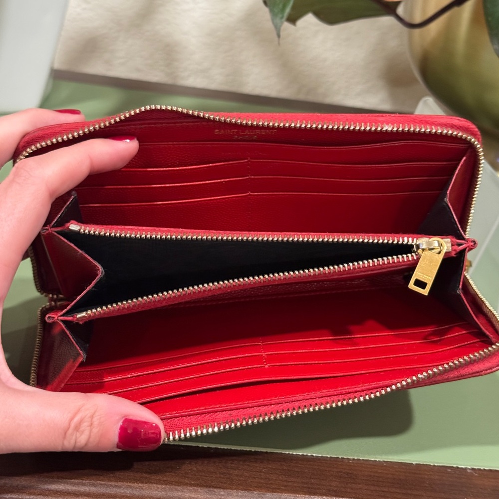 Saint Laurent Red Quilted Wallet with Gold Logo - Picture 7 of 12
